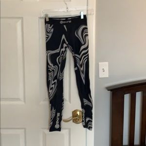 Skins Compression Leggings